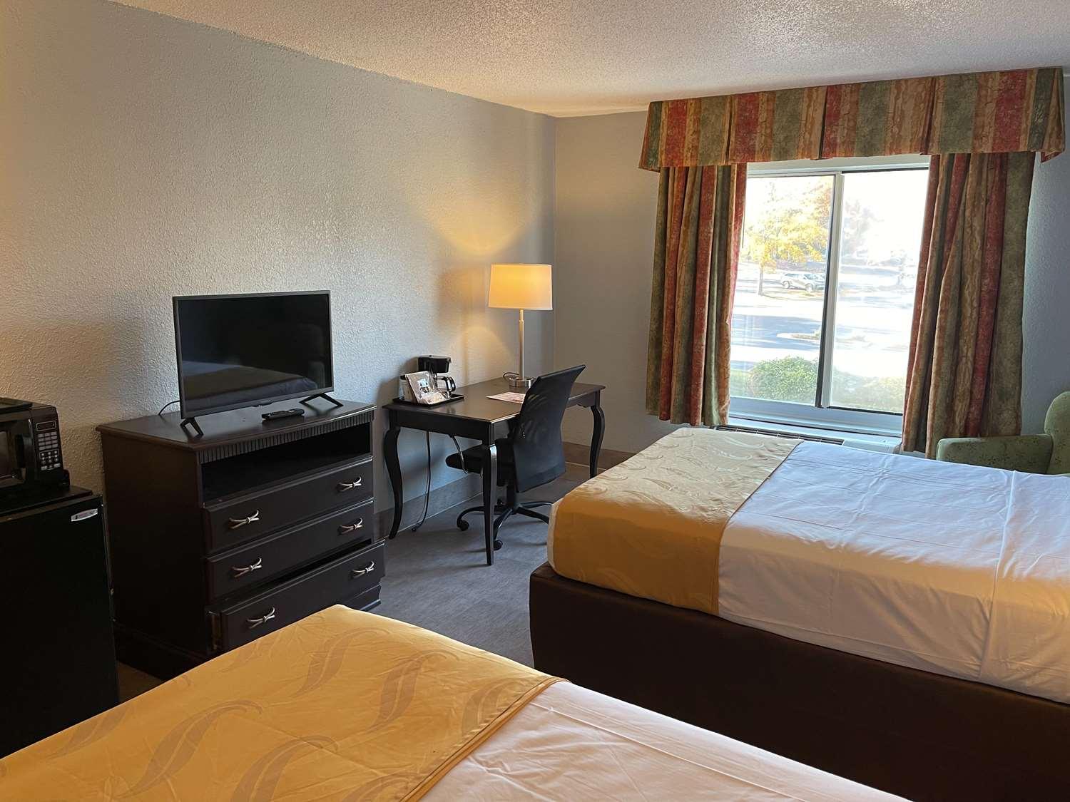 Surestay Plus Hotel By Best Western Durham Medical Center Extérieur photo
