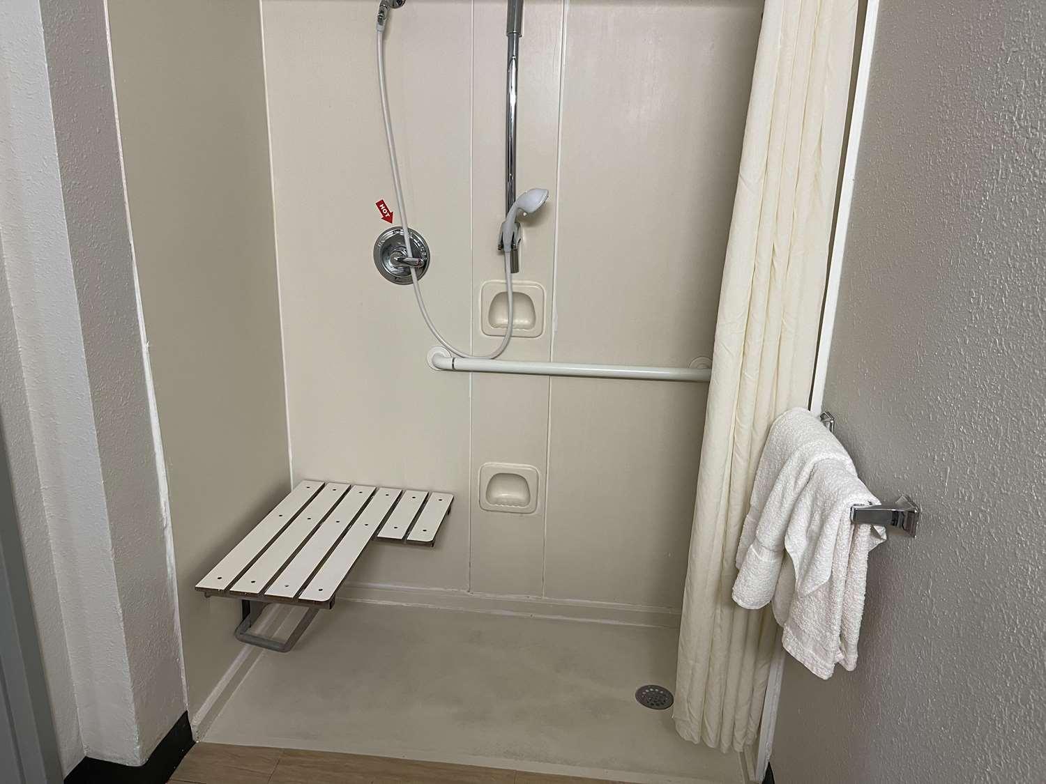 Surestay Plus Hotel By Best Western Durham Medical Center Extérieur photo