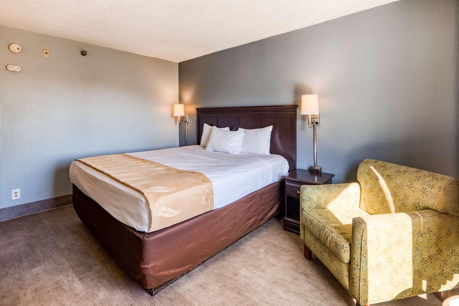Surestay Plus Hotel By Best Western Durham Medical Center Extérieur photo