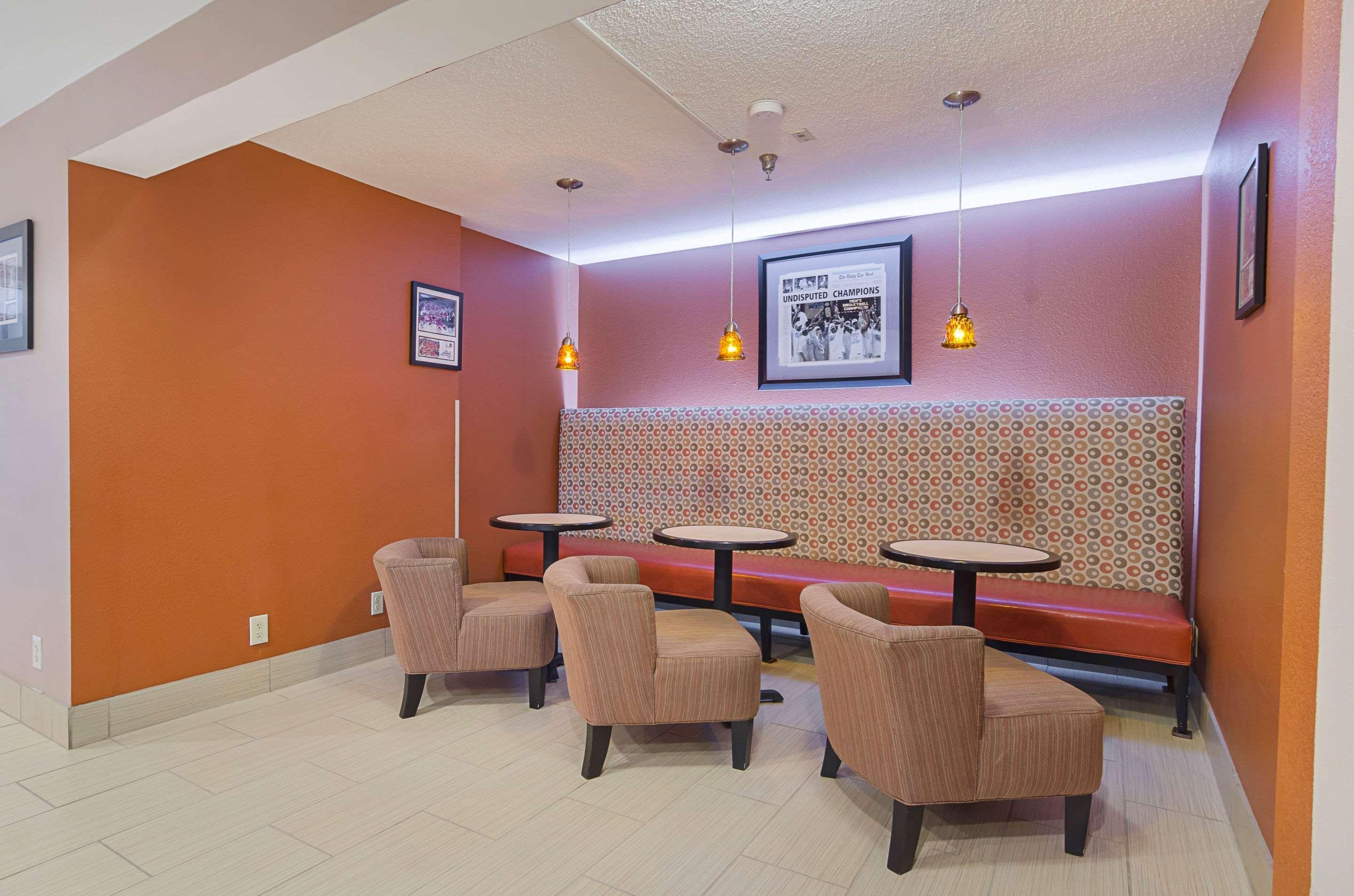 Surestay Plus Hotel By Best Western Durham Medical Center Extérieur photo