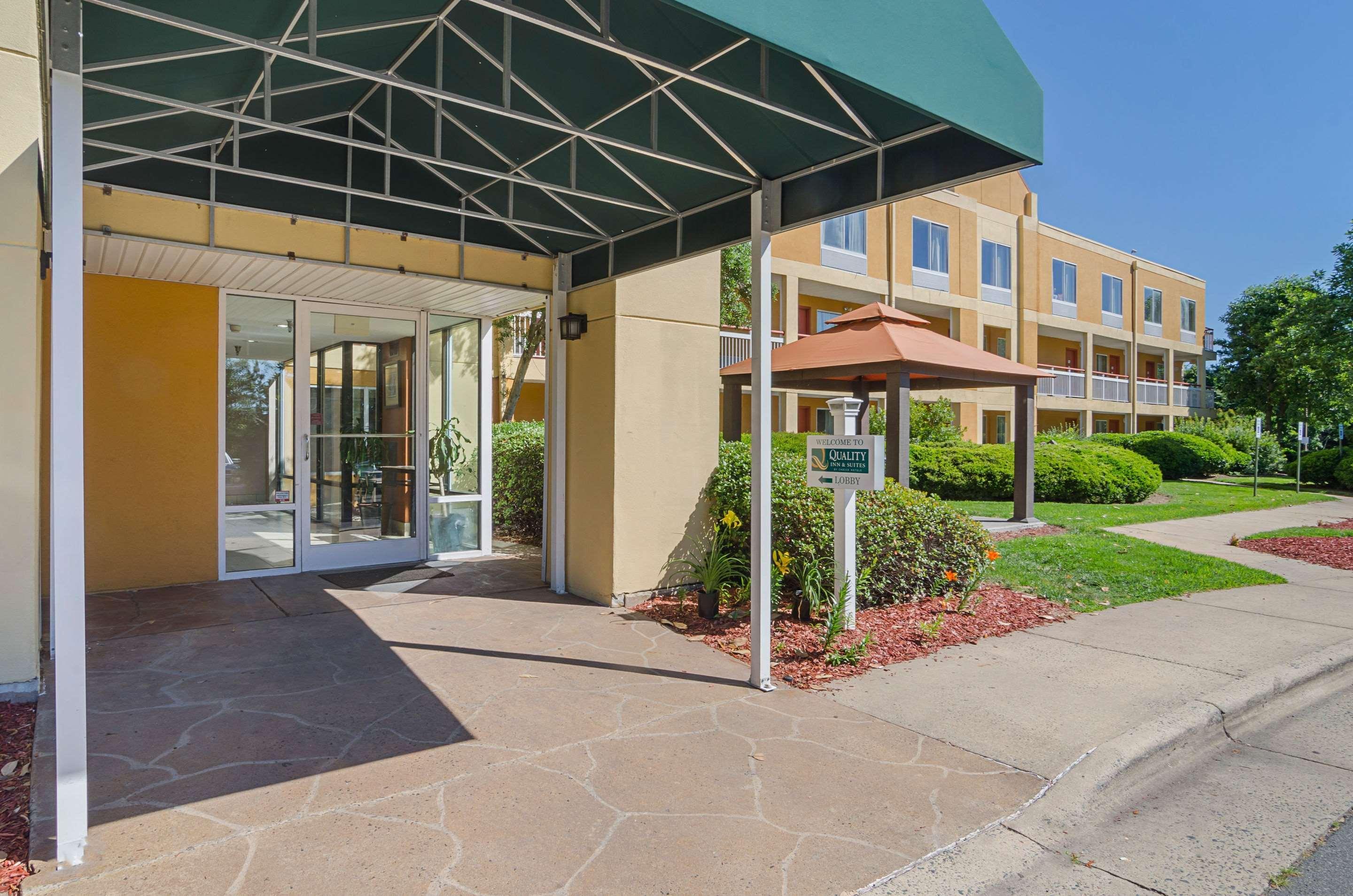 Surestay Plus Hotel By Best Western Durham Medical Center Extérieur photo