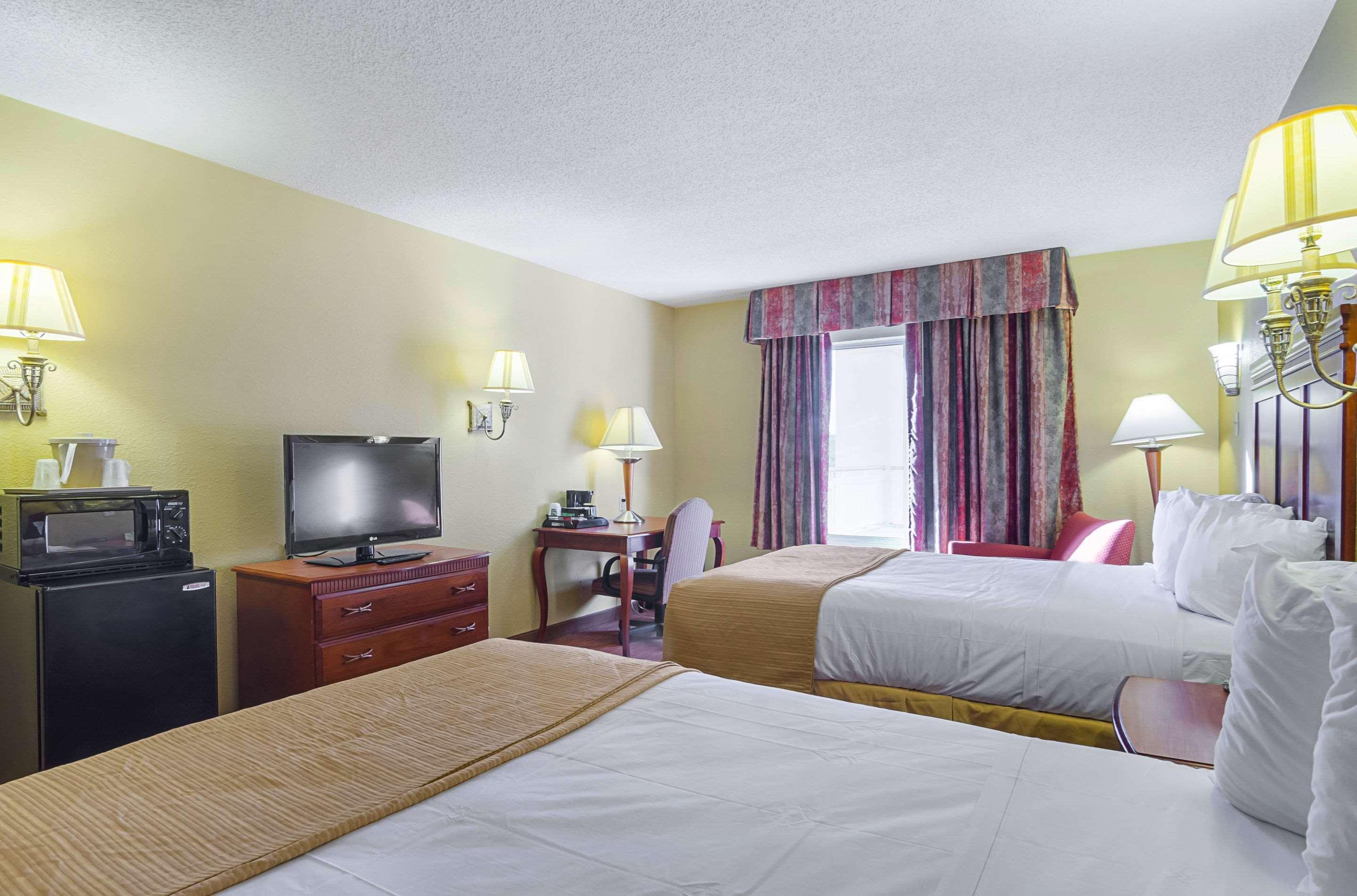 Surestay Plus Hotel By Best Western Durham Medical Center Extérieur photo